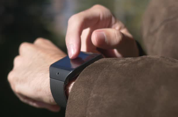 Wearables as shopping companion or eCommerce tool at your wrist